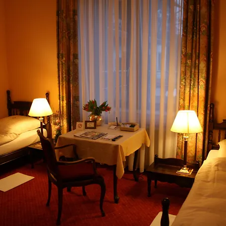 & Himmelreich Otel